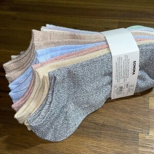 ⭐️FWP No-Show Socks - 10 pair pack - NWT - Pastel Mix